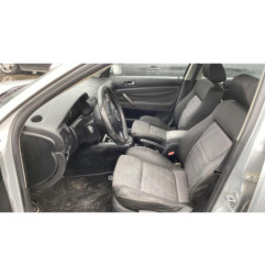 Serrure avant droit VOLKSWAGEN PASSAT 4