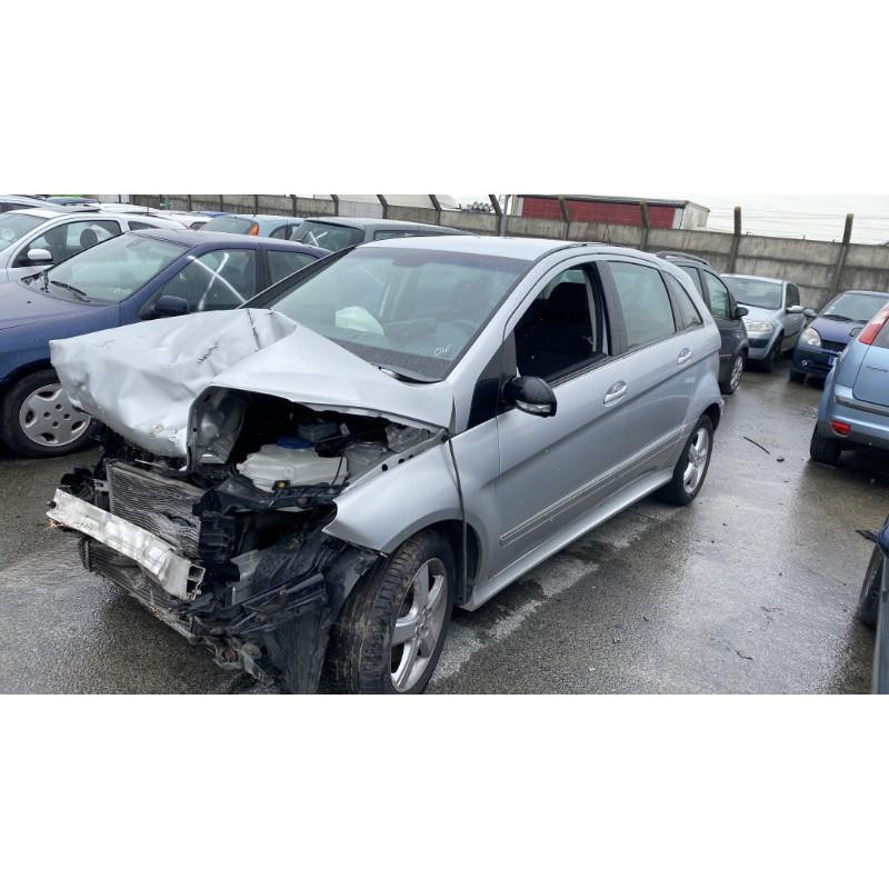 Feu arriere secondaire droit (feux) MERCEDES CLASSE B 245 Photo n°11