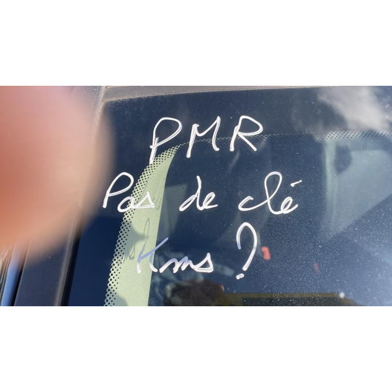 Boitier UCH RENAULT CLIO 3 Photo n°9