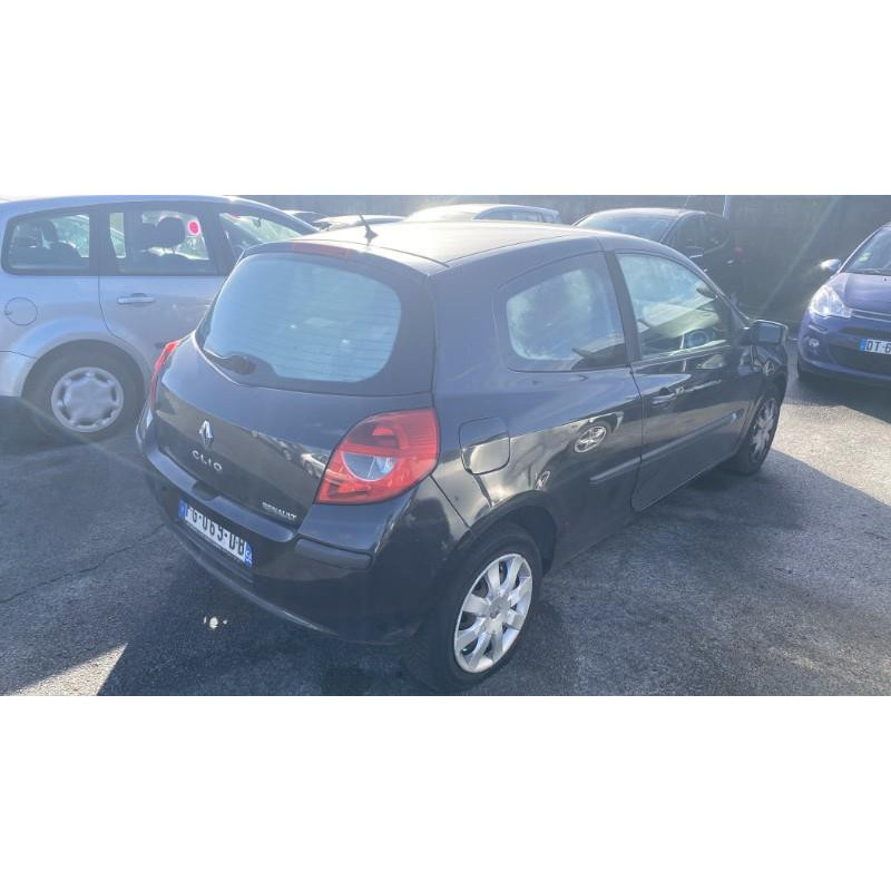 Boitier UCH RENAULT CLIO 3 Photo n°11