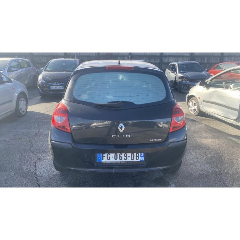 Boitier UCH RENAULT CLIO 3 Photo n°19