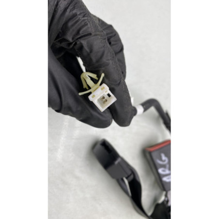 Attache ceinture arriere gauche KIA PICANTO 3 Photo n°1