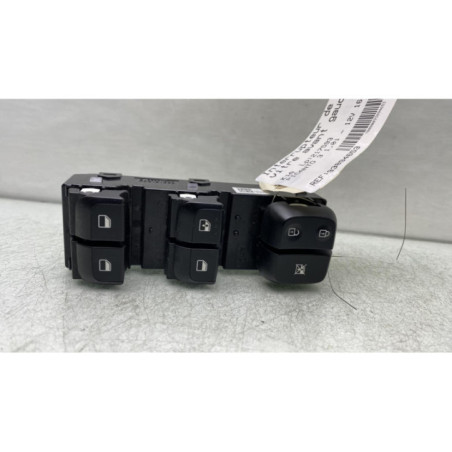 Interrupteur de leve vitre avant gauche KIA PICANTO 3