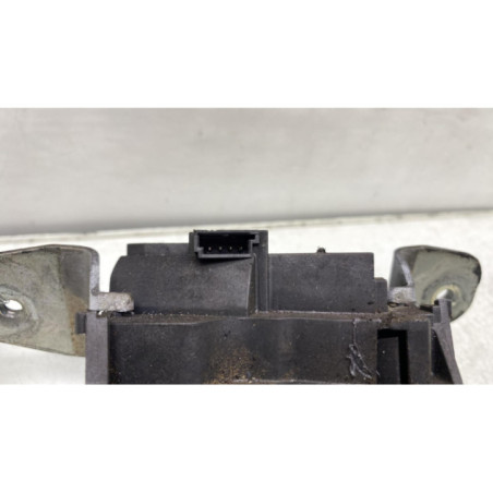 Serrure de coffre MERCEDES CLASSE GLA 156