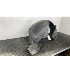 Pare boue avant gauche VOLKSWAGEN PASSAT 5