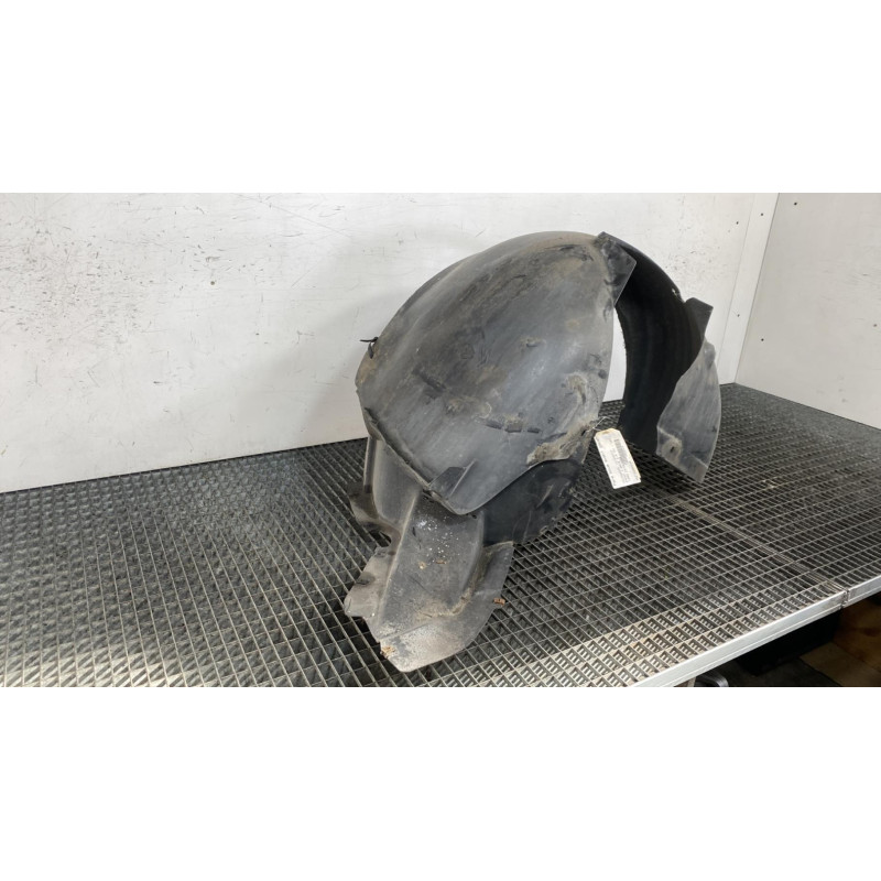 Pare boue avant gauche VOLKSWAGEN PASSAT 5 Photo n°3