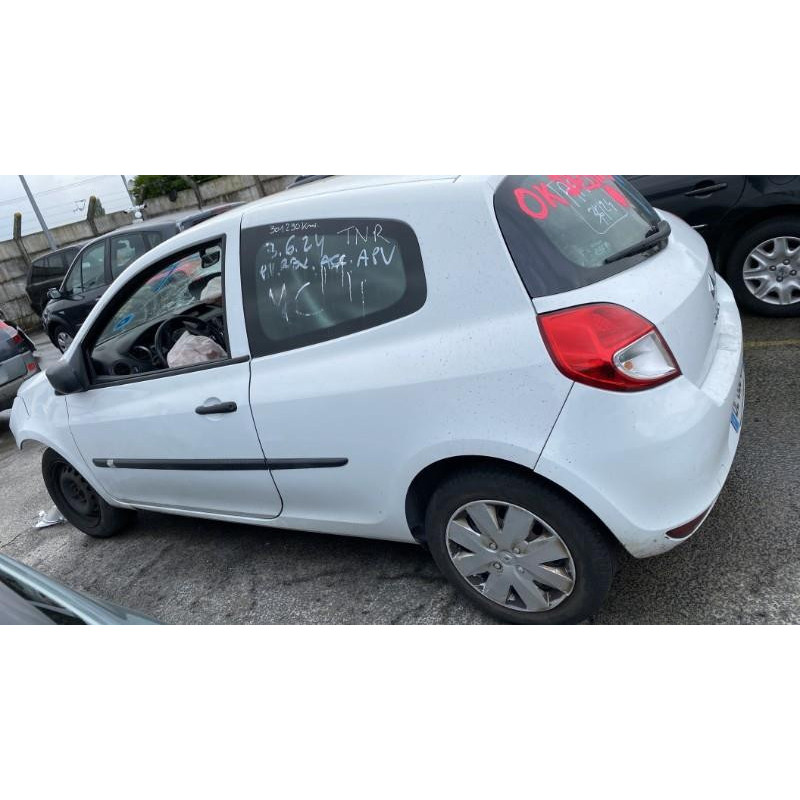 Boitier UCH RENAULT CLIO 3 Photo n°13