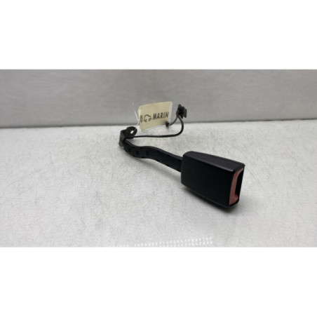 Attache ceinture avant droit VOLKSWAGEN GOLF 6 Photo n°1
