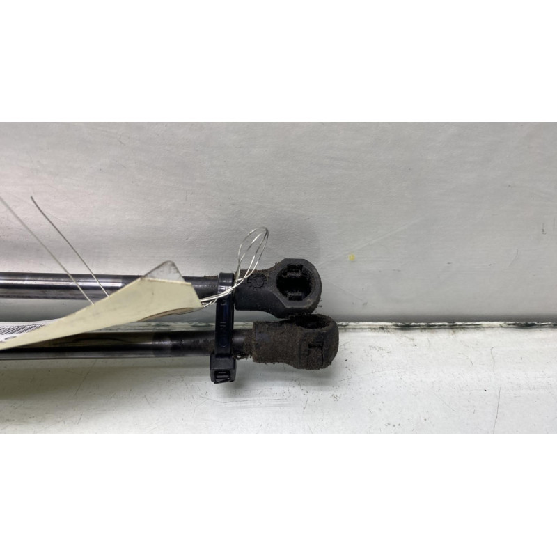 Verin de coffre CITROEN C3 2 Photo n°4