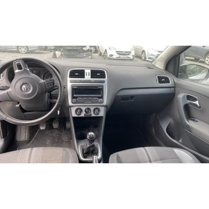Volant VOLKSWAGEN POLO 5 Photo n°19
