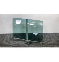Vitre arriere droit RENAULT LAGUNA 3 Photo n°1