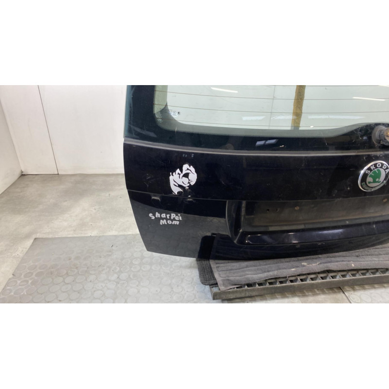 Malle/Hayon arriere SKODA FABIA 1 Photo n°6