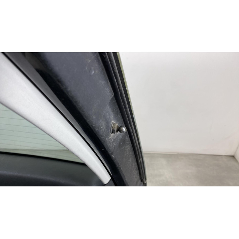 Malle/Hayon arriere SKODA FABIA 1 Photo n°8