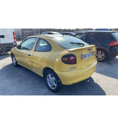 Poignee porte avant gauche RENAULT MEGANE 1