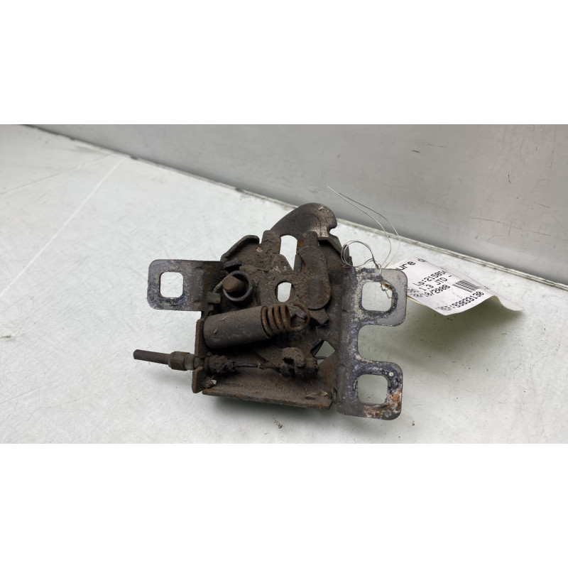 Fermeture de capot FIAT QUBO Photo n°3
