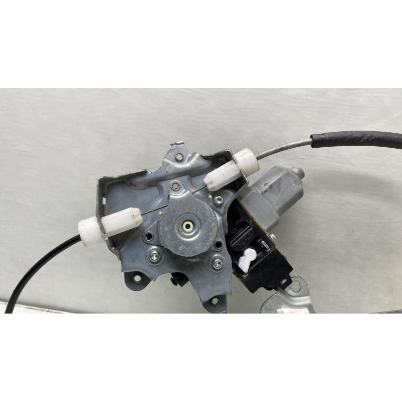 Leve vitre electrique avant droit NISSAN JUKE 1 Photo n°4