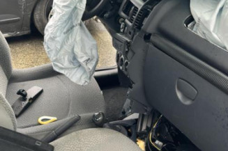 Pare boue arriere gauche RENAULT CLIO 2