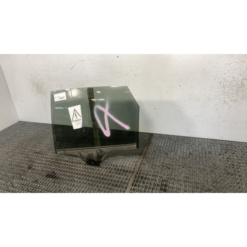 Vitre arriere gauche BMW SERIE 2 F45 ACTIVE Photo n°4