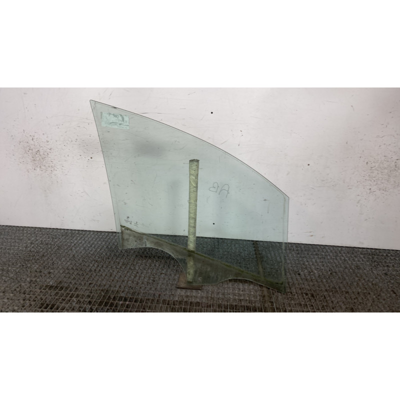 Vitre avant gauche BMW SERIE 2 F45 ACTIVE Photo n°6