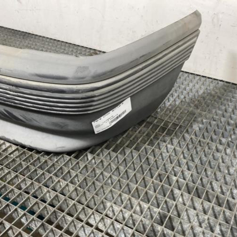 Pare choc arriere OPEL KADETT E Photo n°3