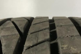 Pneu  