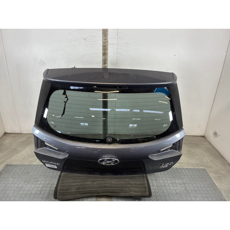 Malle/Hayon arriere HYUNDAI I 20 2 Photo n°1