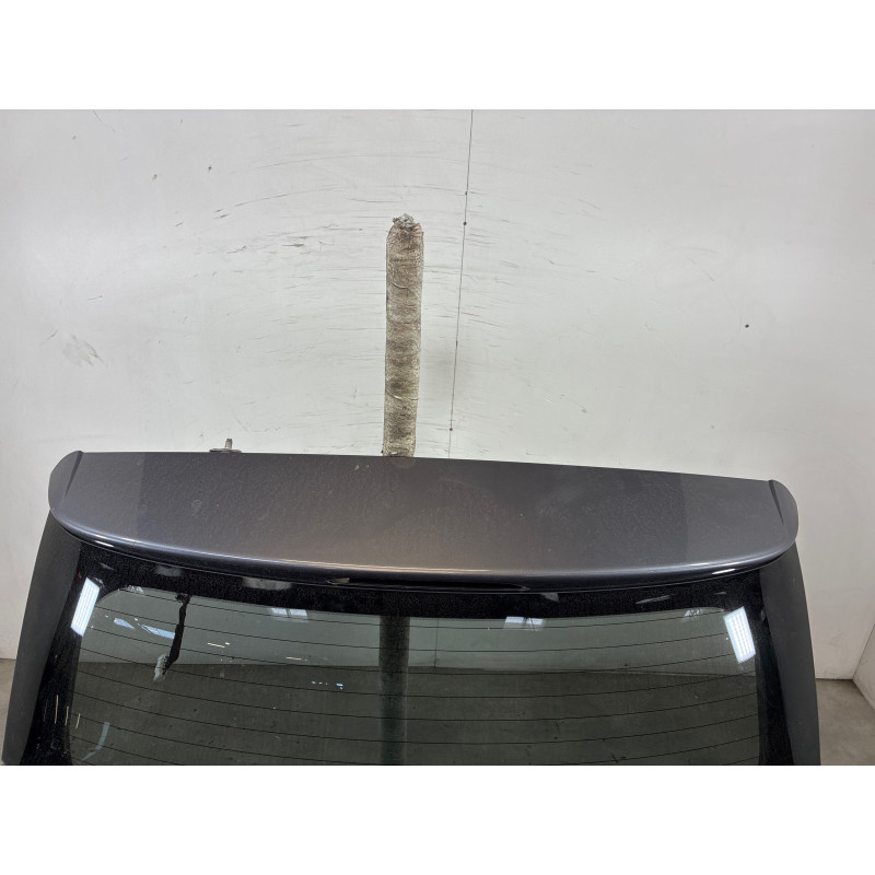 Malle/Hayon arriere HYUNDAI I 20 2 Photo n°2