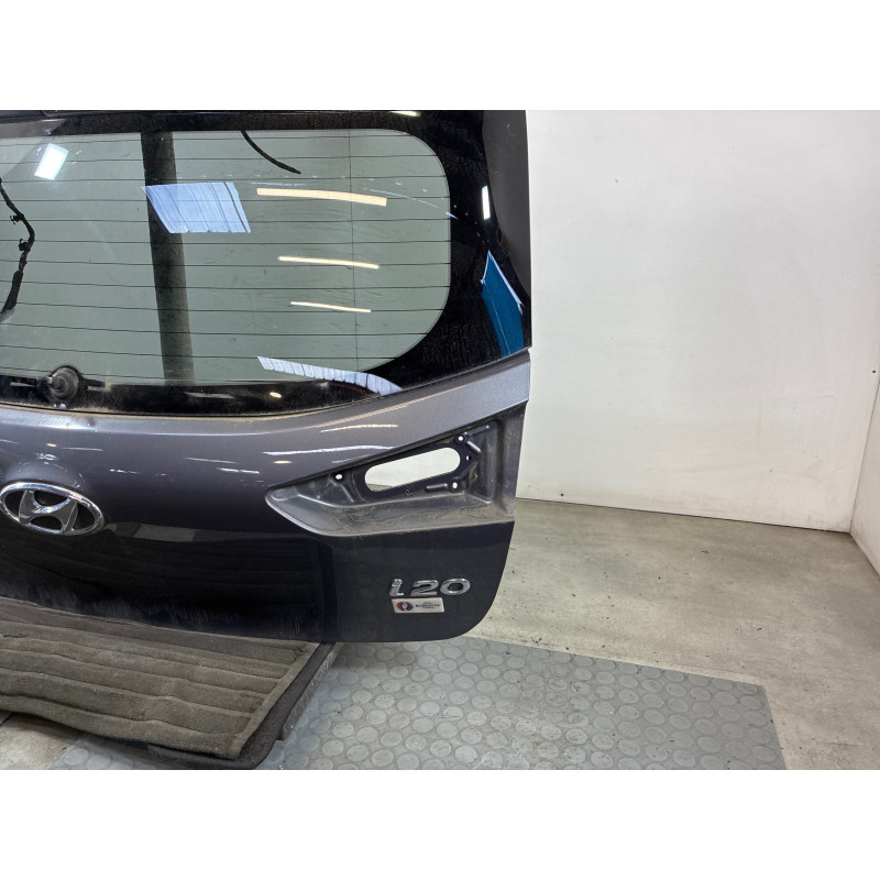 Malle/Hayon arriere HYUNDAI I 20 2 Photo n°4