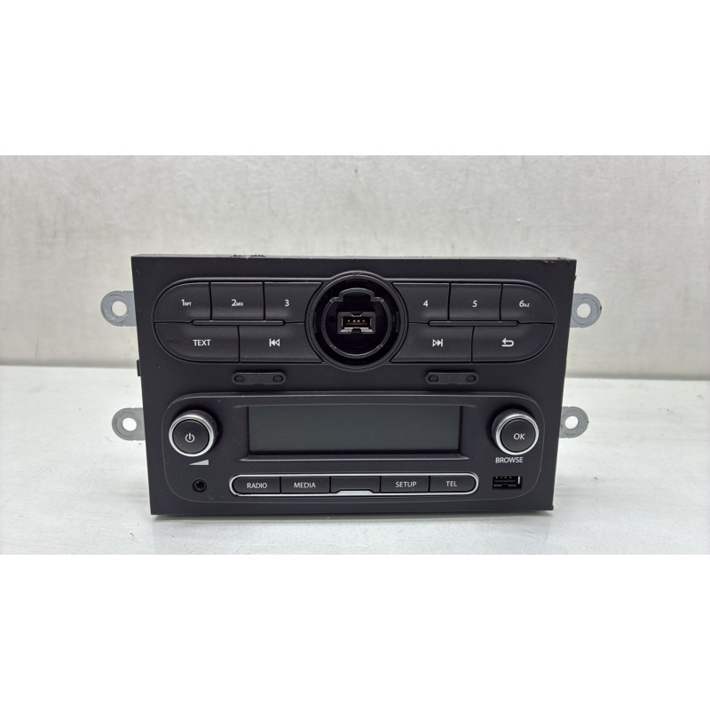 Autoradio d'origine RENAULT TWINGO 3 Photo n°1