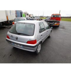 Aile avant droit PEUGEOT 106