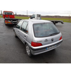 Aile avant droit PEUGEOT 106
