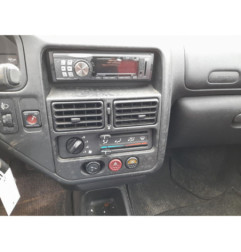 Aile avant droit PEUGEOT 106