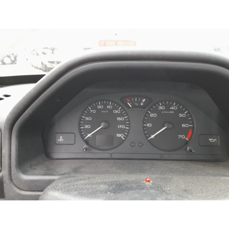 Aile avant droit PEUGEOT 106 Photo n°17