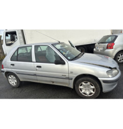 Aile avant droit PEUGEOT 106