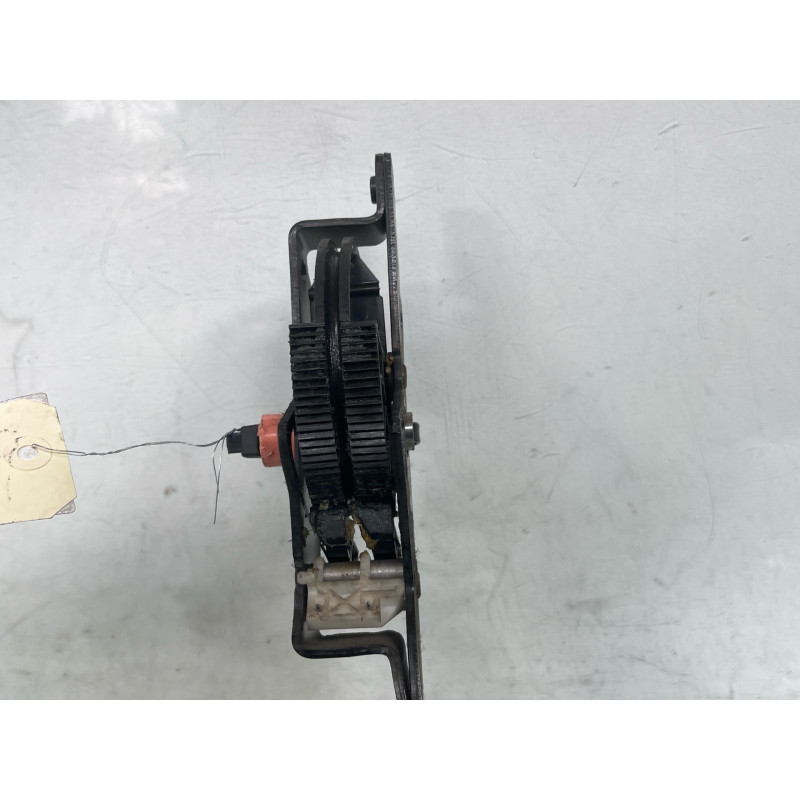Pedale d'embrayage RENAULT CLIO 2 Photo n°3