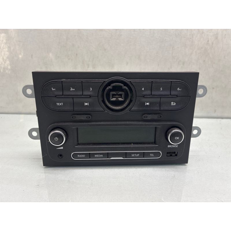 Autoradio d'origine RENAULT TWINGO 3 Photo n°2