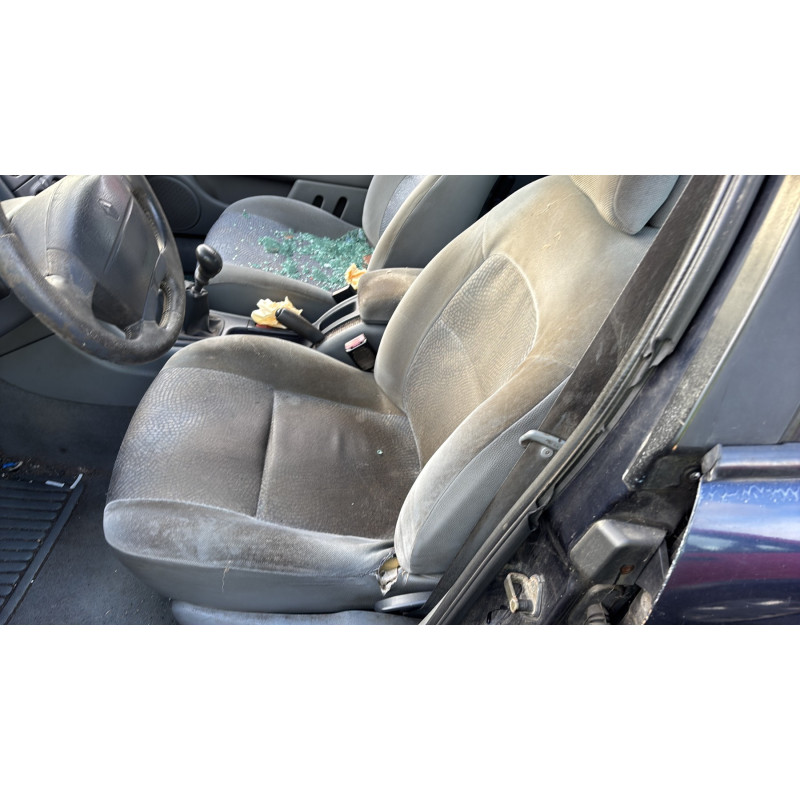 Bouton de coffre RENAULT LAGUNA 1 Photo n°16