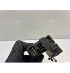 Serrure avant droit PEUGEOT 205