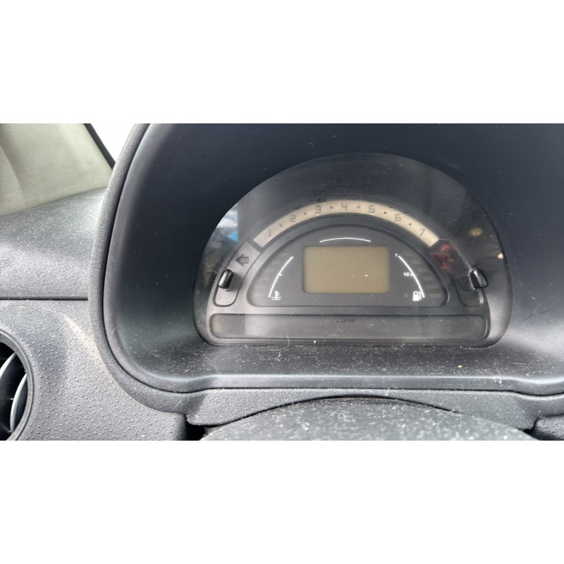 Poignee porte avant droit CITROEN C2 Photo n°19