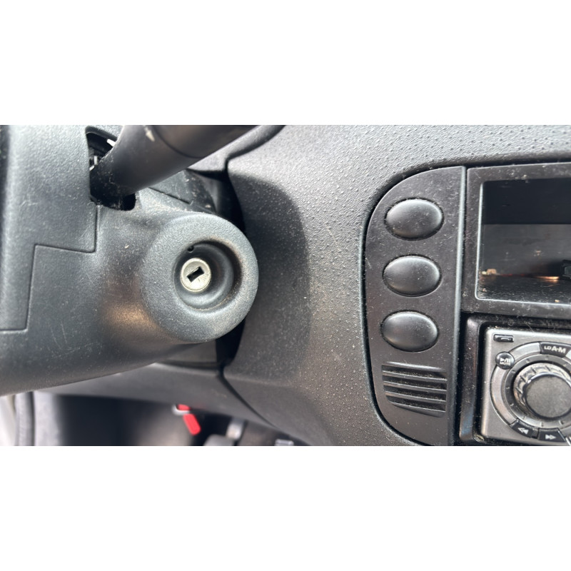 Poignee porte avant droit CITROEN C2 Photo n°20