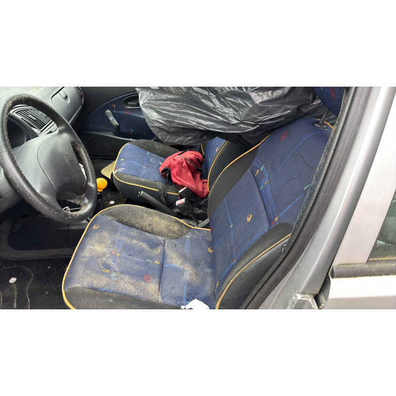 Pompe à carburant CITROEN SAXO Photo n°13