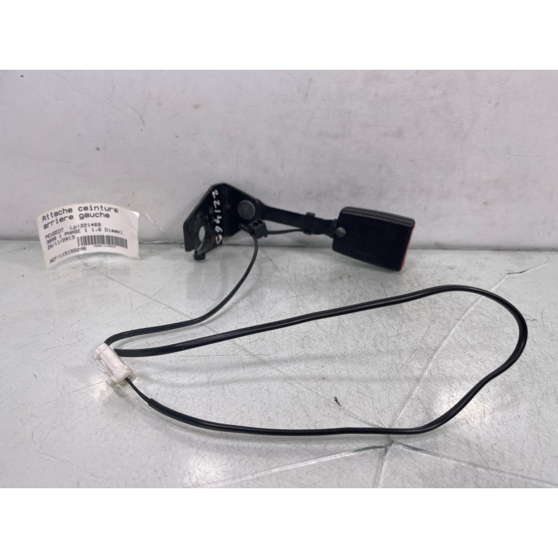 Attache ceinture arriere gauche PEUGEOT 3008 1 Photo n°4