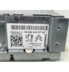 Autoradio d'origine PEUGEOT 3008 1