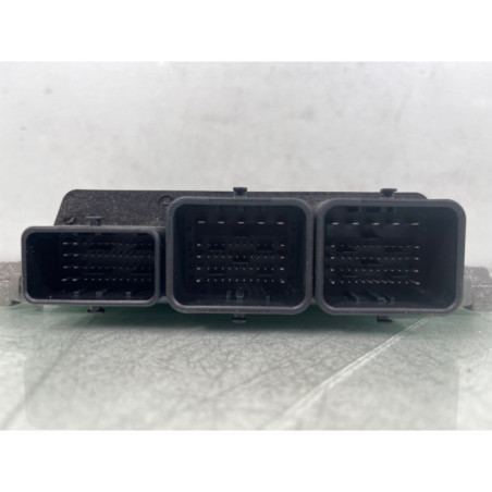 Calculateur moteur PEUGEOT 3008 1 Photo n°1