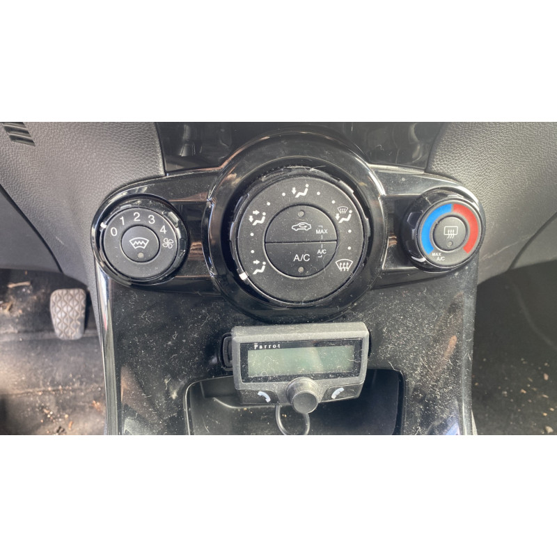Boitier air bag FORD FIESTA 6 Photo n°20