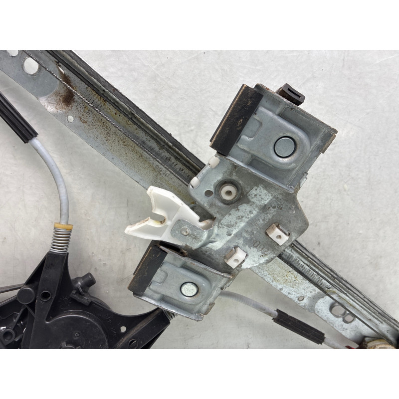Leve vitre electrique avant gauche FORD FIESTA 6 Photo n°3