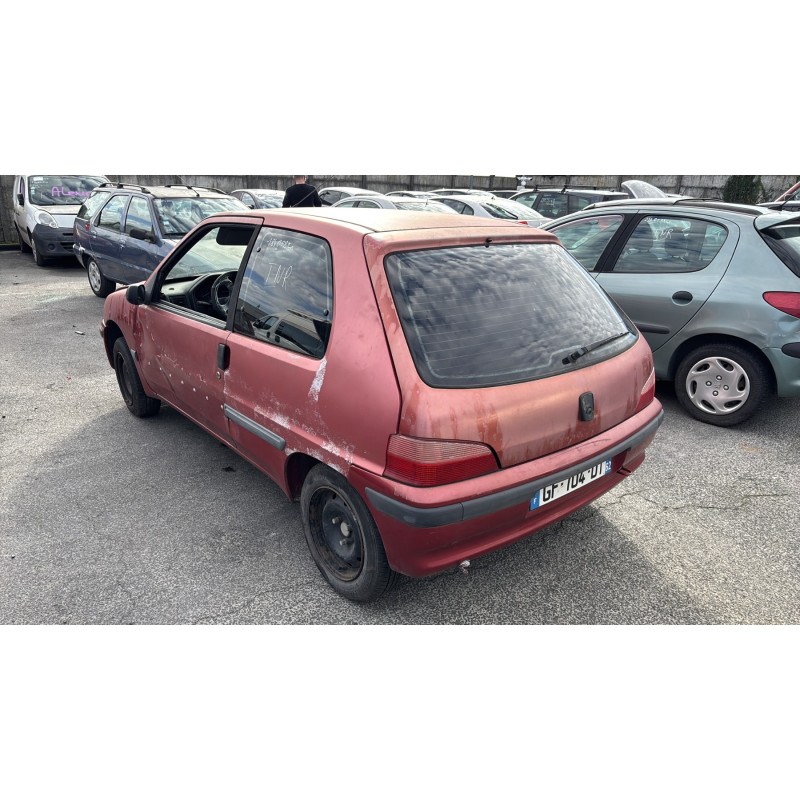 Aile avant gauche PEUGEOT 106 Photo n°9