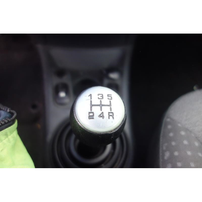 Malle/Hayon arriere CITROEN C2 Photo n°9