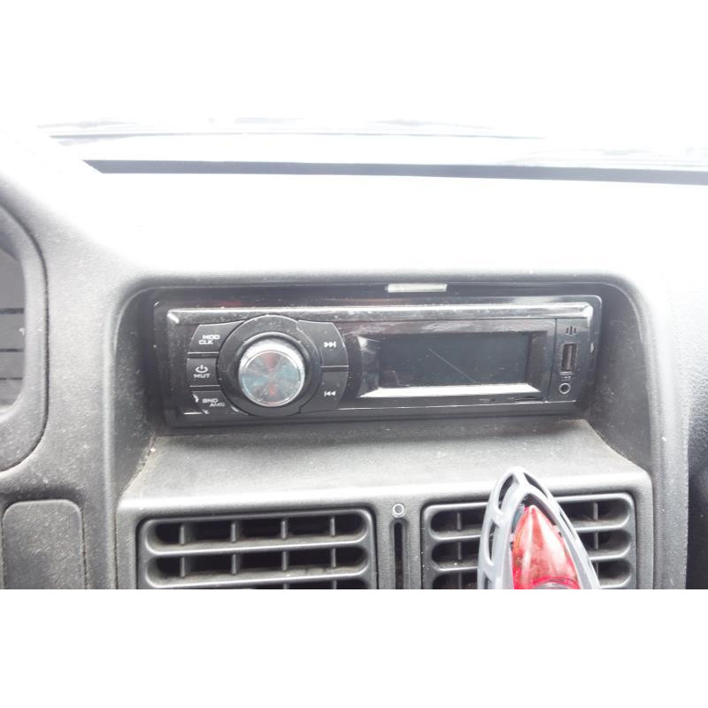 Aile avant droit PEUGEOT 106 Photo n°5