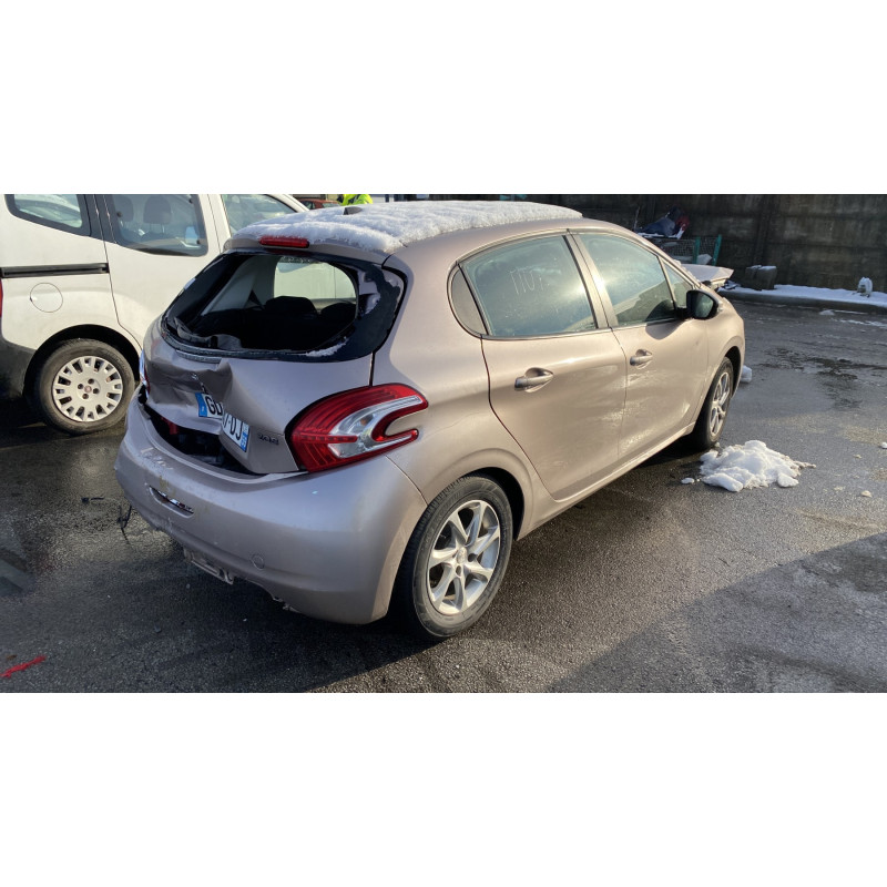 Anti brouillard droit (feux) PEUGEOT 208 1 Photo n°6